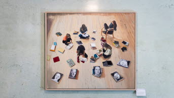 Painting depicting the first five women in the Riksdag.