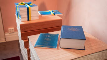 Bilder på lagböcker och på budgeten